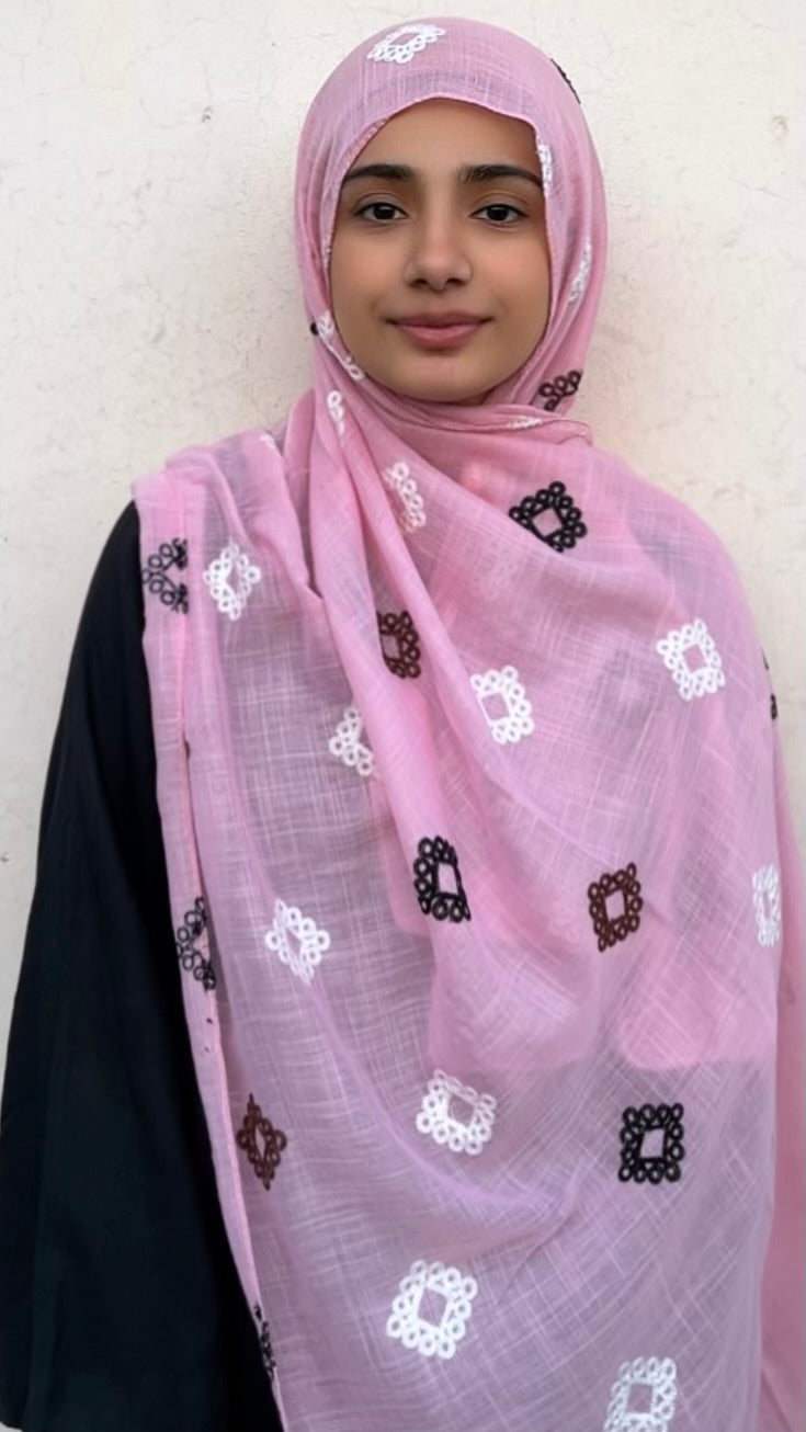 Zari Daira Hijabs | Pink