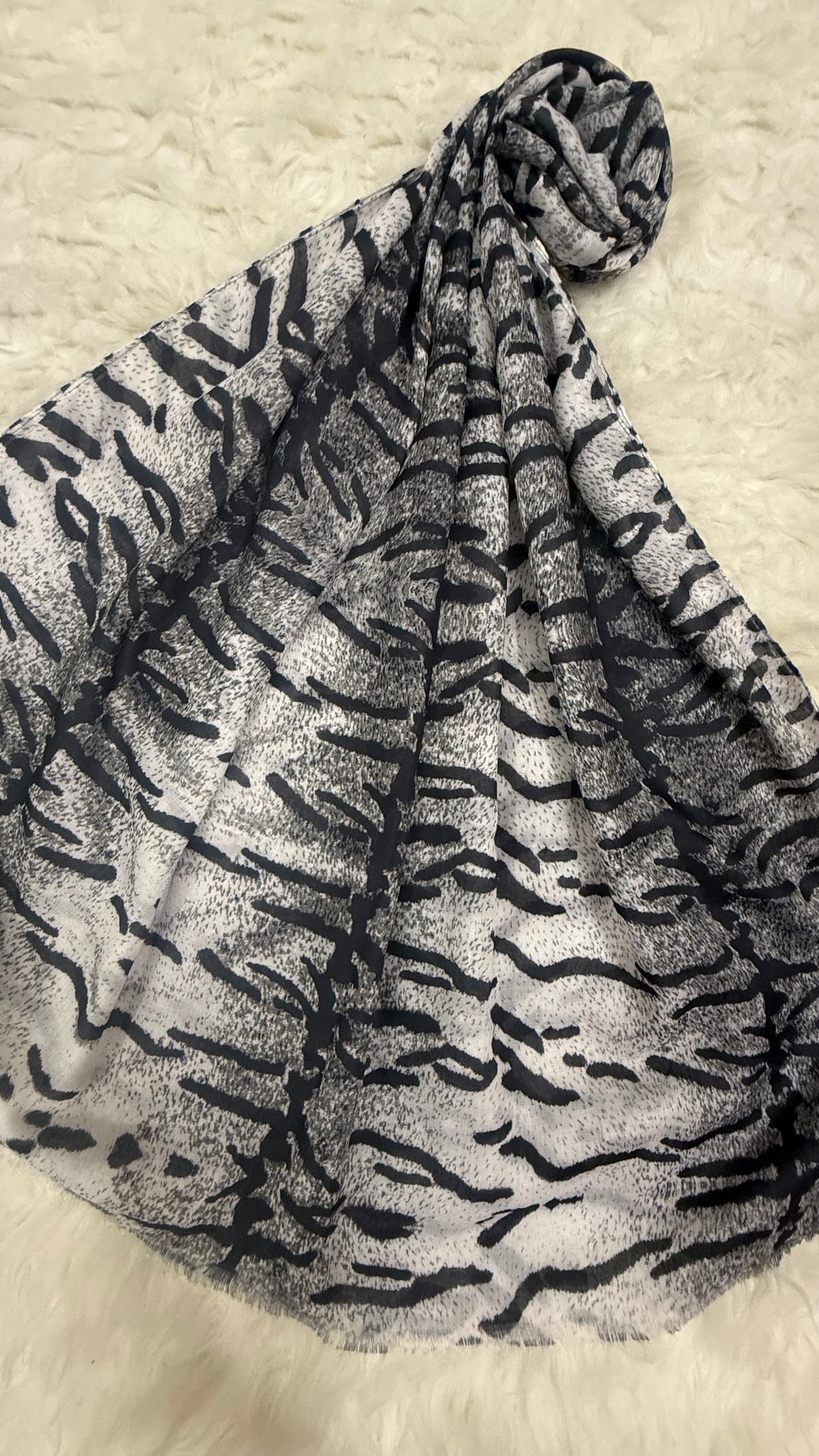 Monochrome Mirage | Lawn Printed Hijab