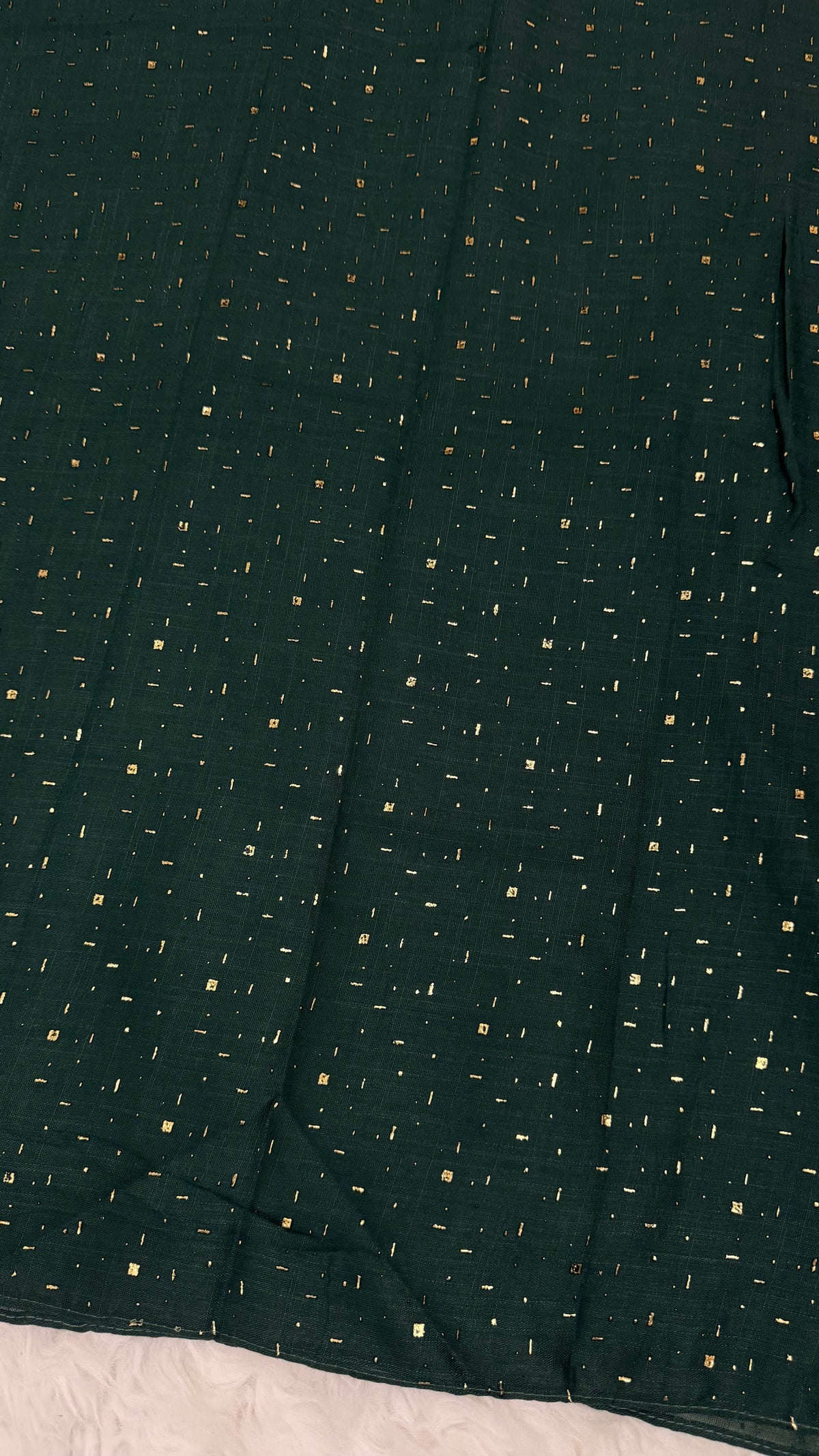 Lawn Foil Spread Hijab | Dark Green