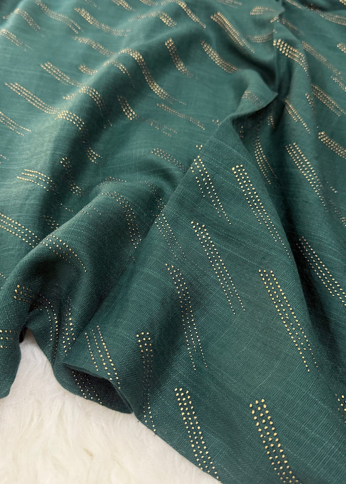 Lawn Zari Noor Hijab | Bottle Green