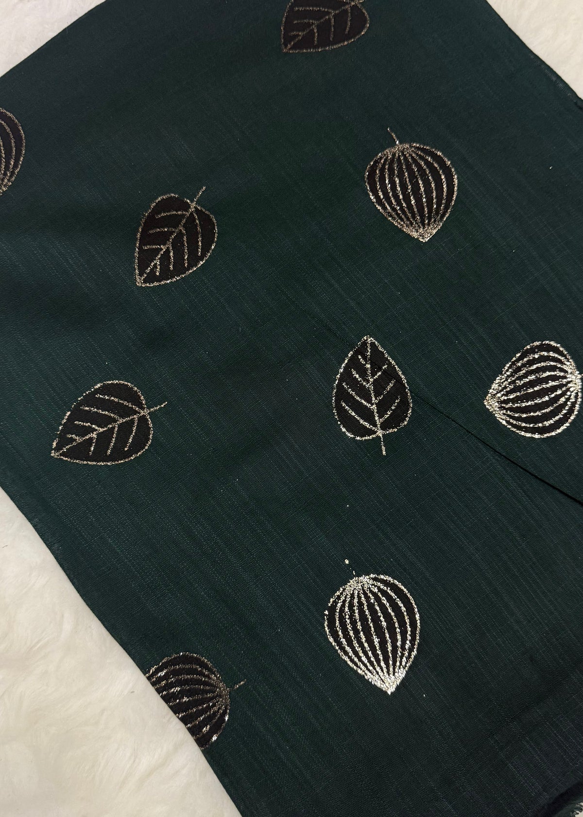 Lawn Block Print Hijab | Shiny Leaf | Dark Green