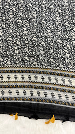Noir Blossom | Lawn Printed Hijab