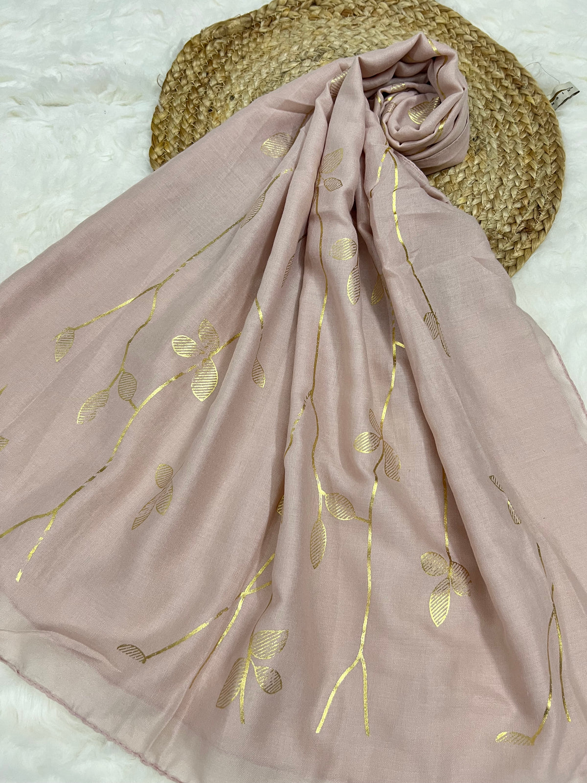 Roshni Threads | Powder Pink