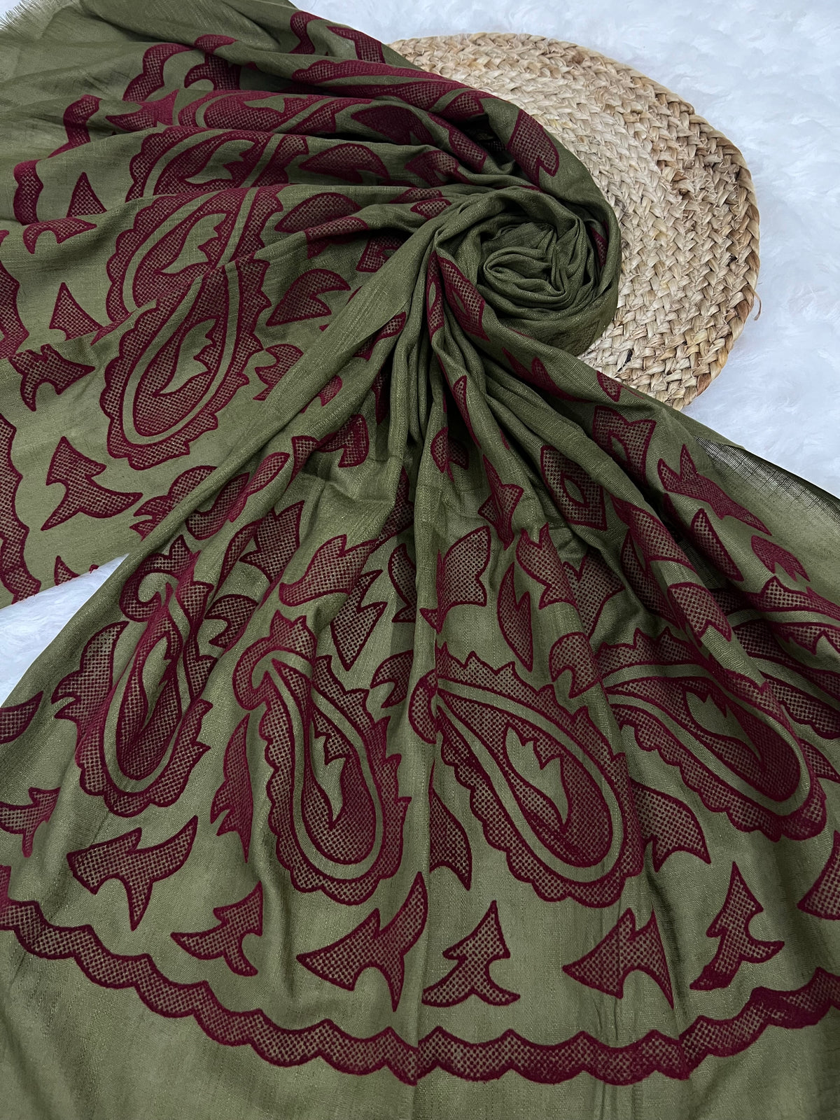 The Velvet Motif Series | Henna Green 01