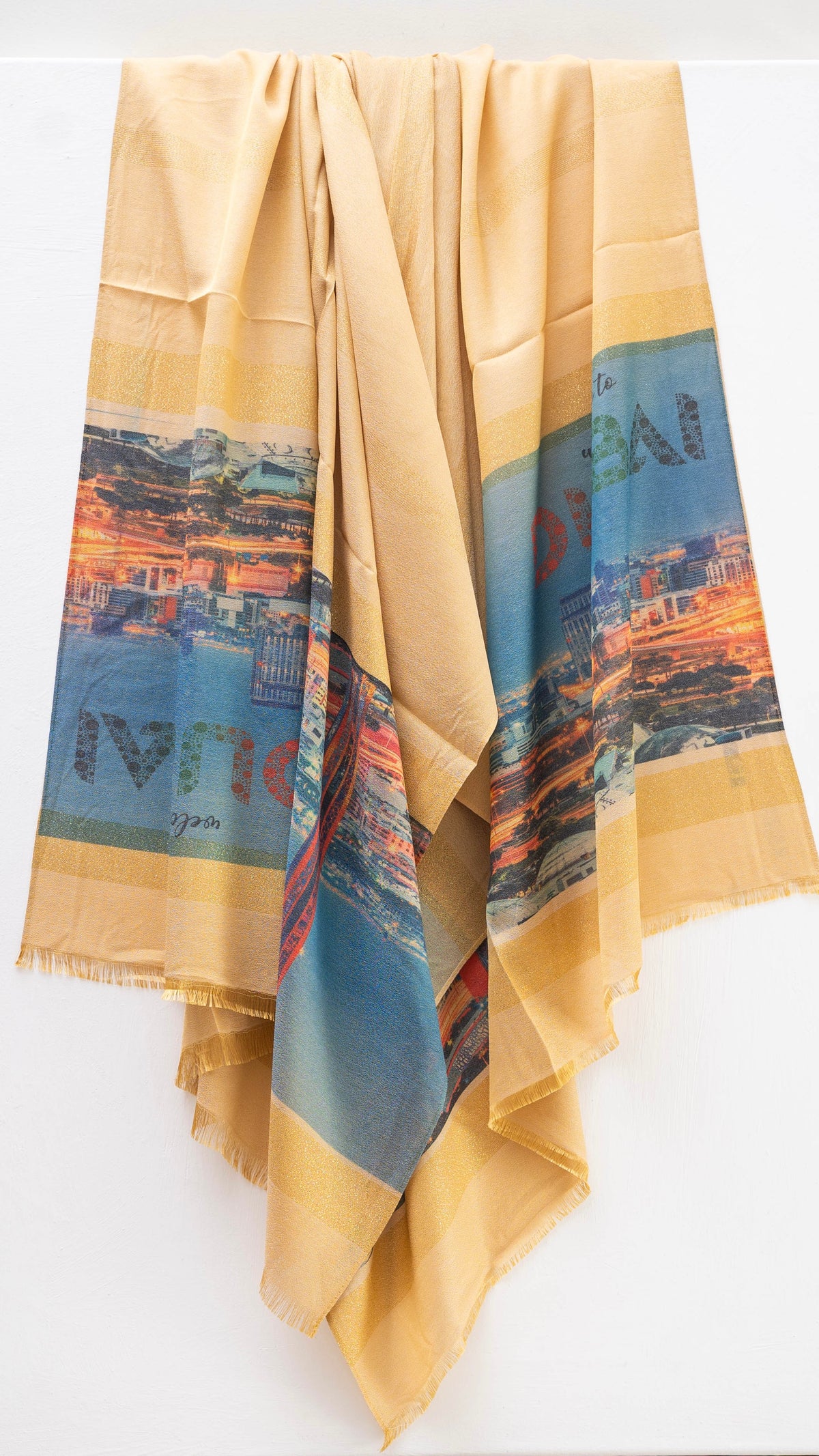 Urban Elegance | Amber Horizon