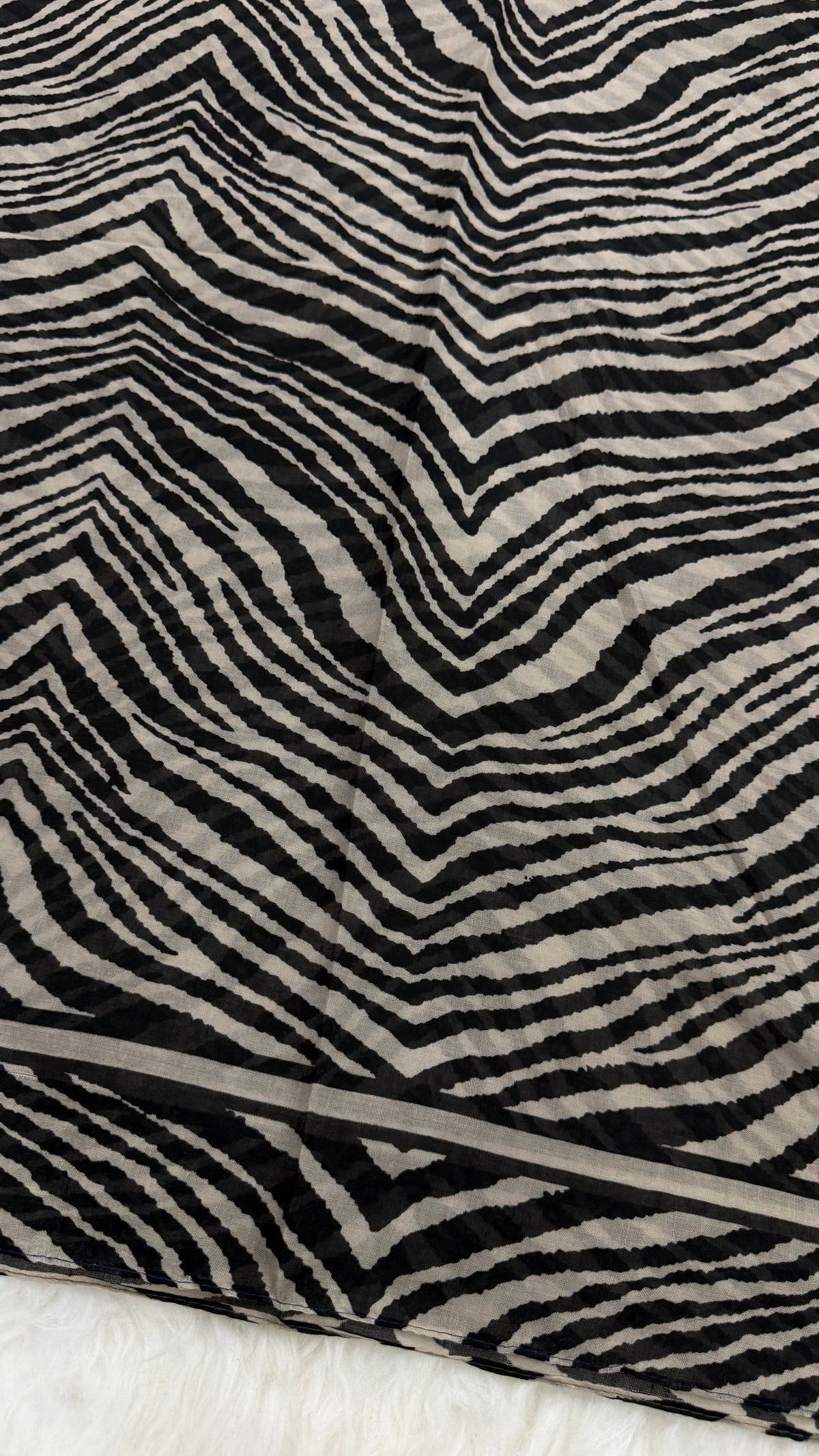 Zebra Muse | Lawn Printed Hijab