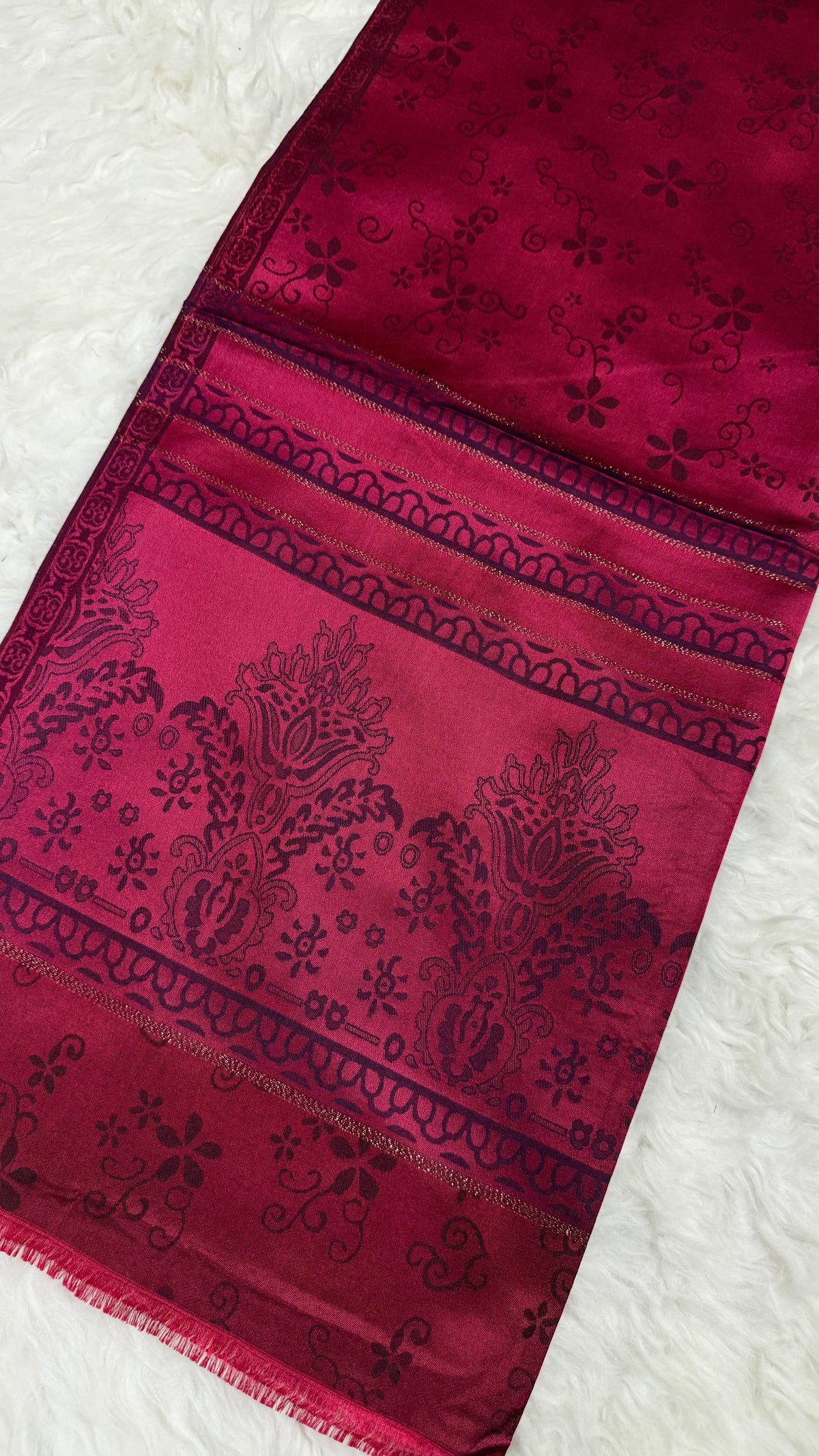 Royale Lawn JacquardII | Fusion Fuchsia