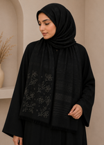 Zarqa Noir | Floral
