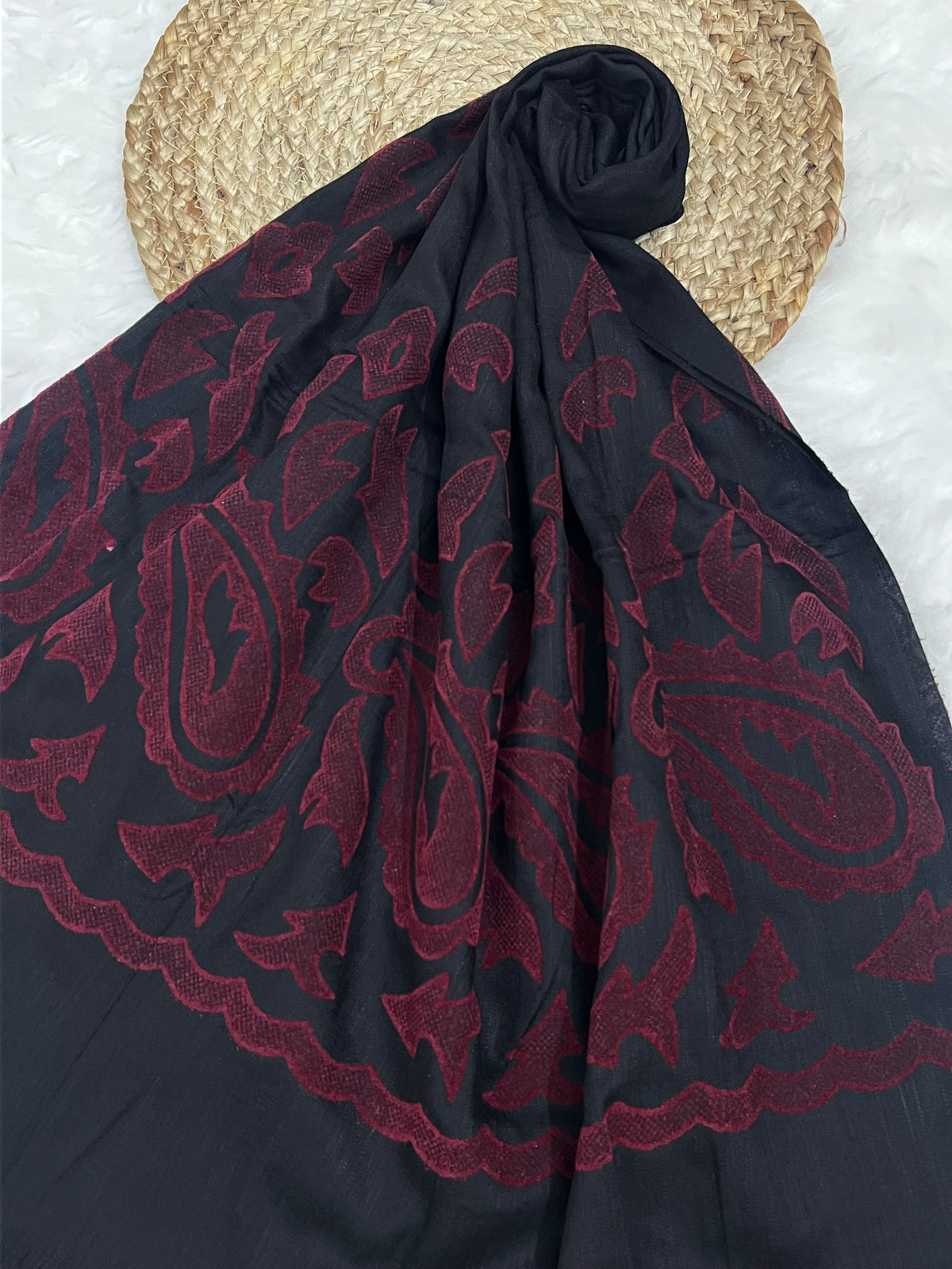 The Velvet Motif Series | Black Beauty