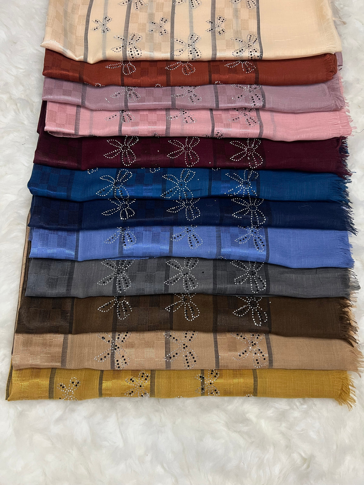 Rubaab Bows - Cream Beige