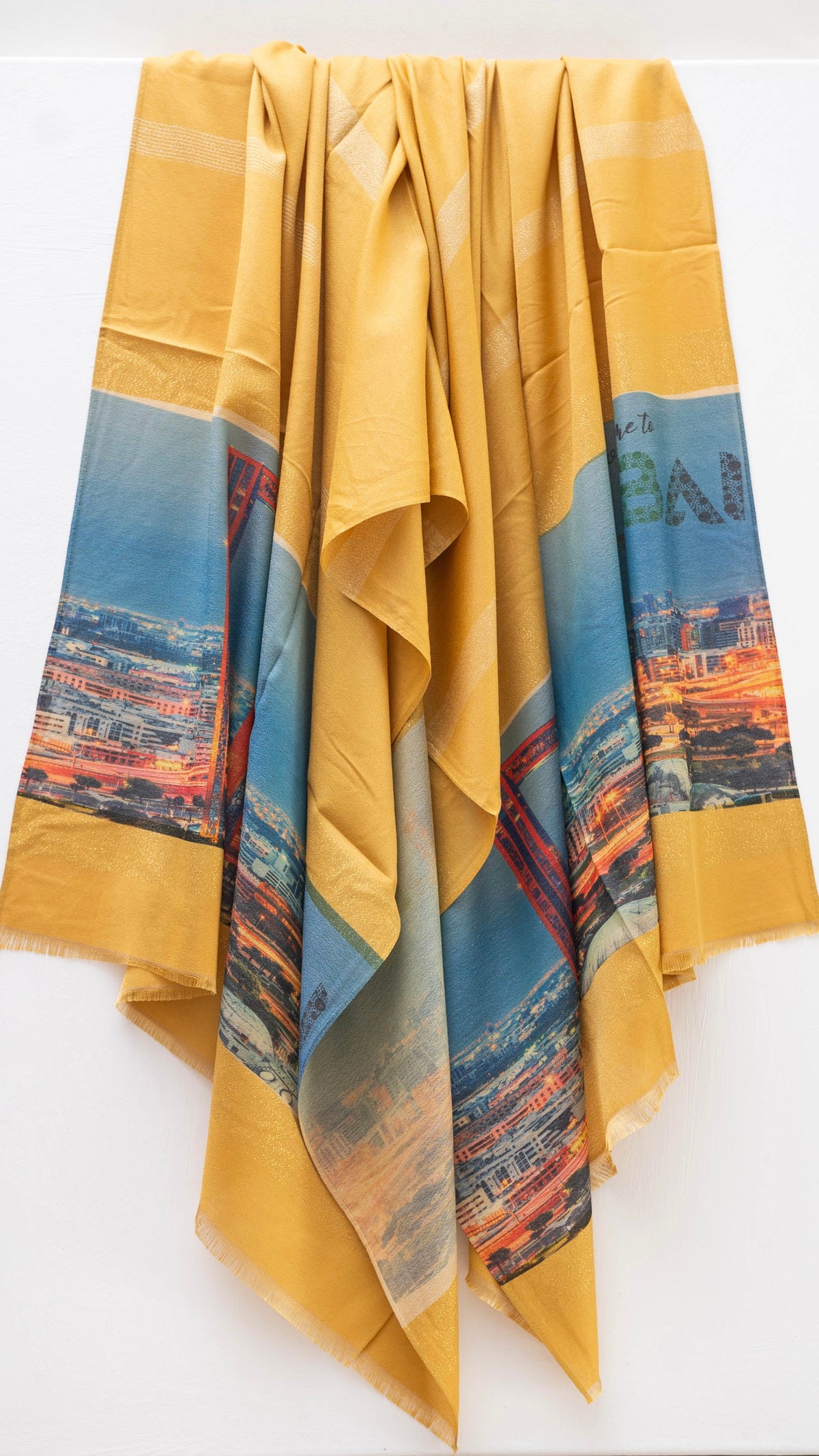 Urban Elegance | Golden Dawn