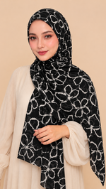 Noir Petals | Lawn Printed Hijab