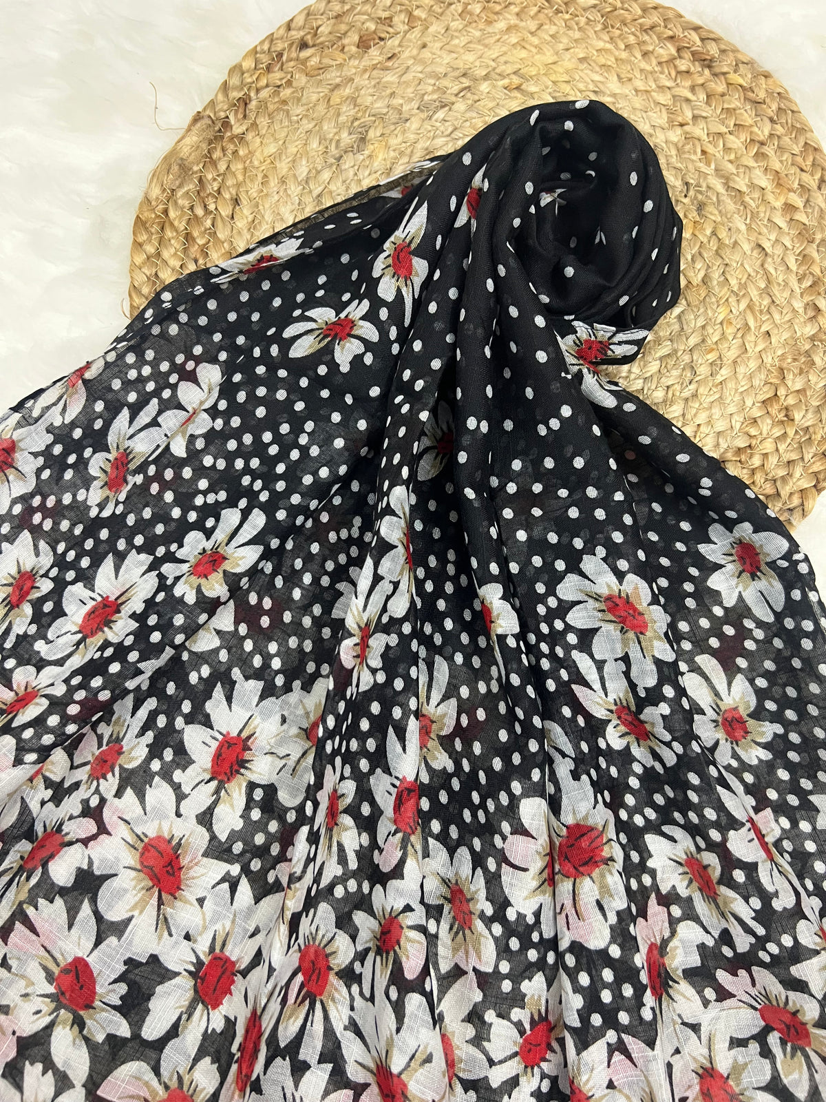 Daisy Dot Series | Black