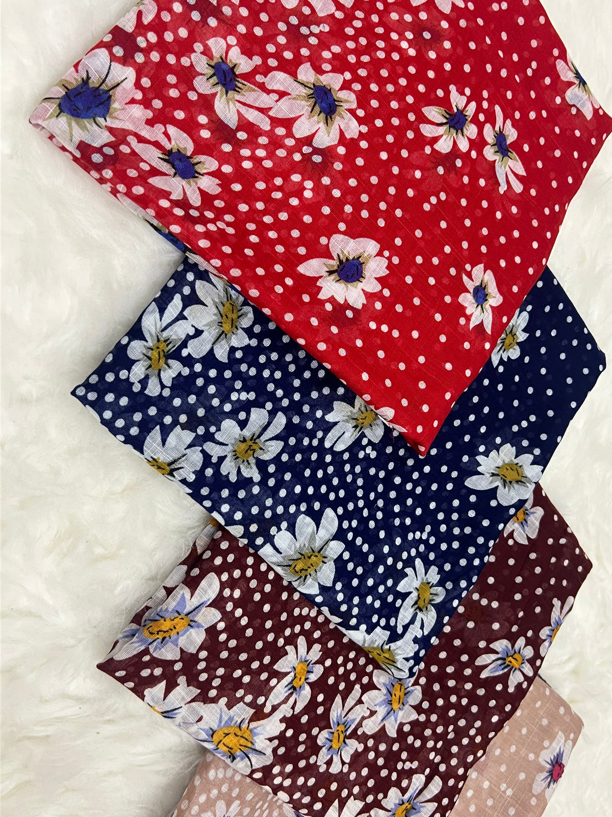 Daisy Dot Series | Nude