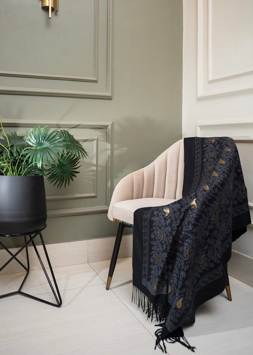 Classic Kashmiri Wrap | Deep Charcoal Black