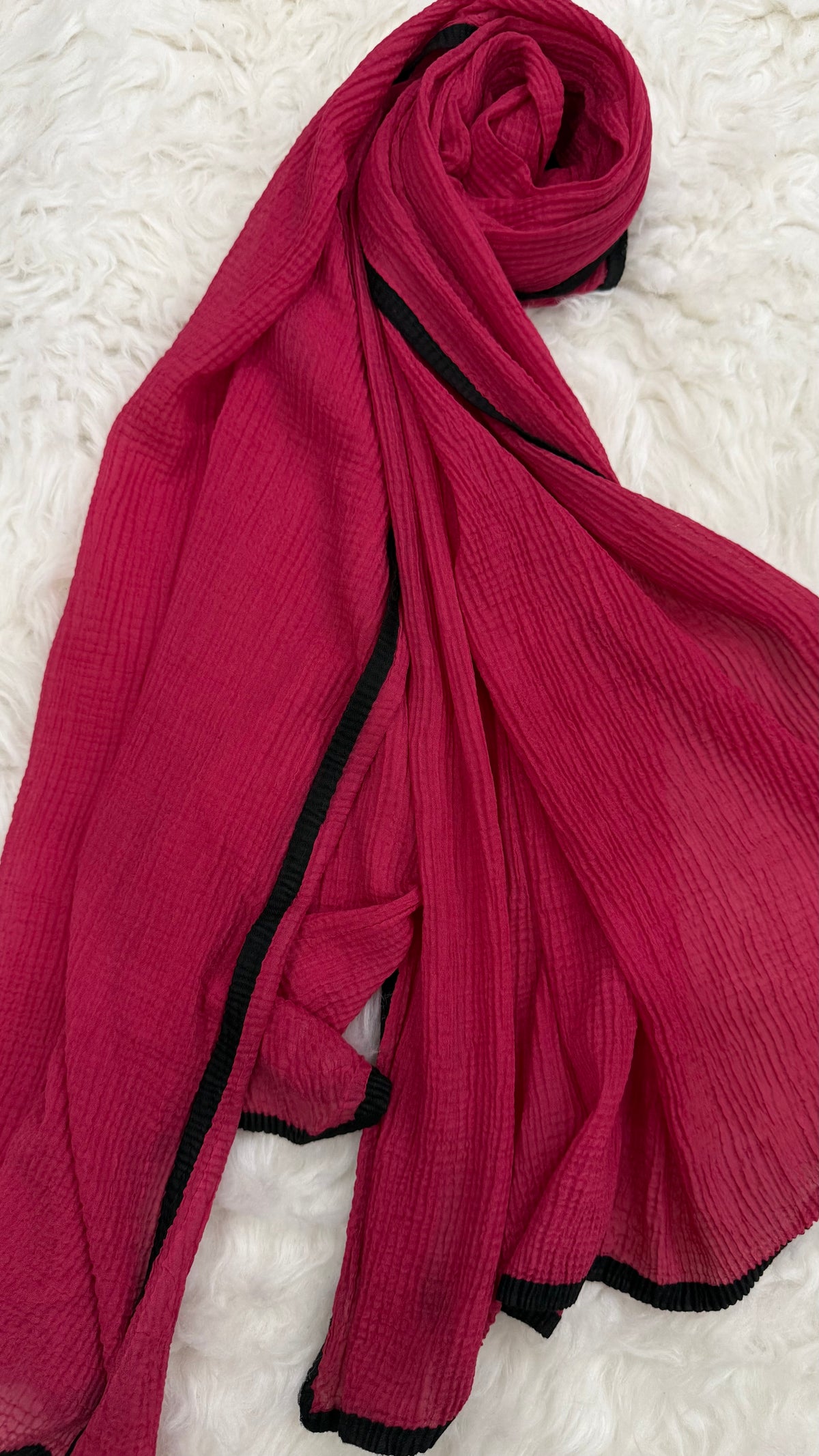 Soft Crinkle Lawn Hijab with Borders | Fuchsia Pink