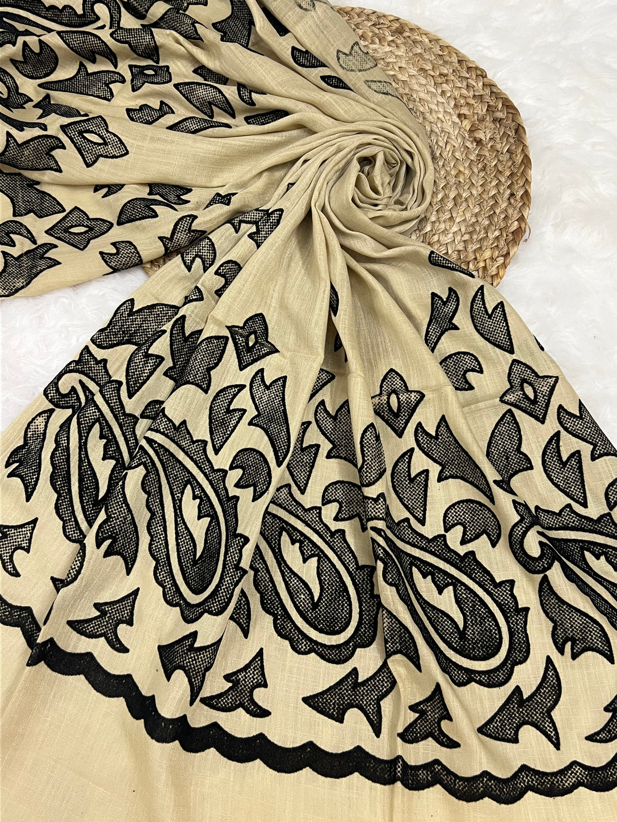 The Velvet Motif Series | Khaki 02