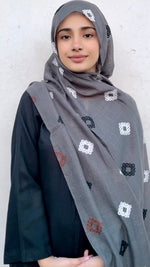 Zari Daira Hijabs | Graphite Grey
