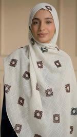 Zari Daira Hijabs | Cream