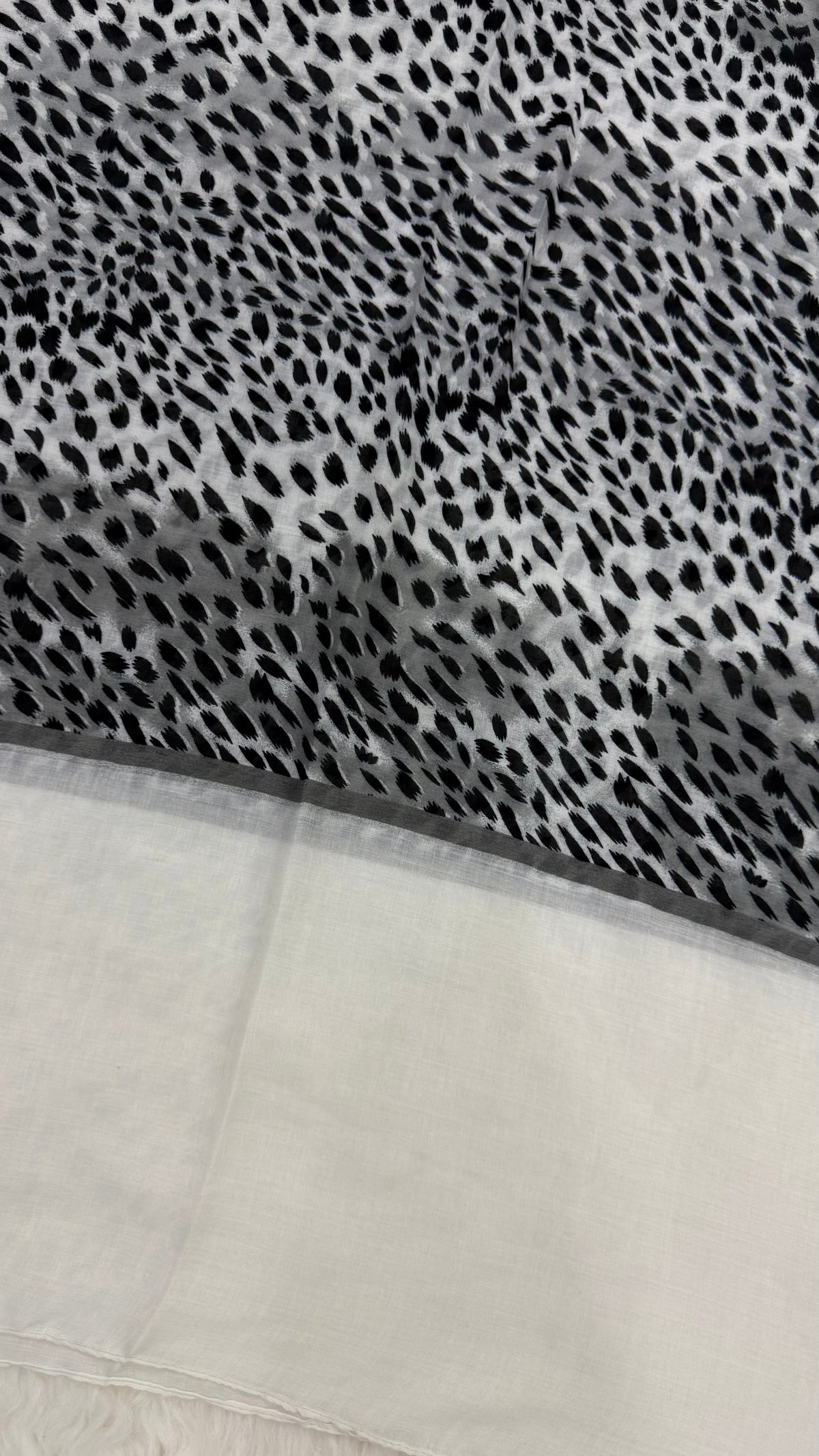 Snow Leopard | Lawn Printed Hijab