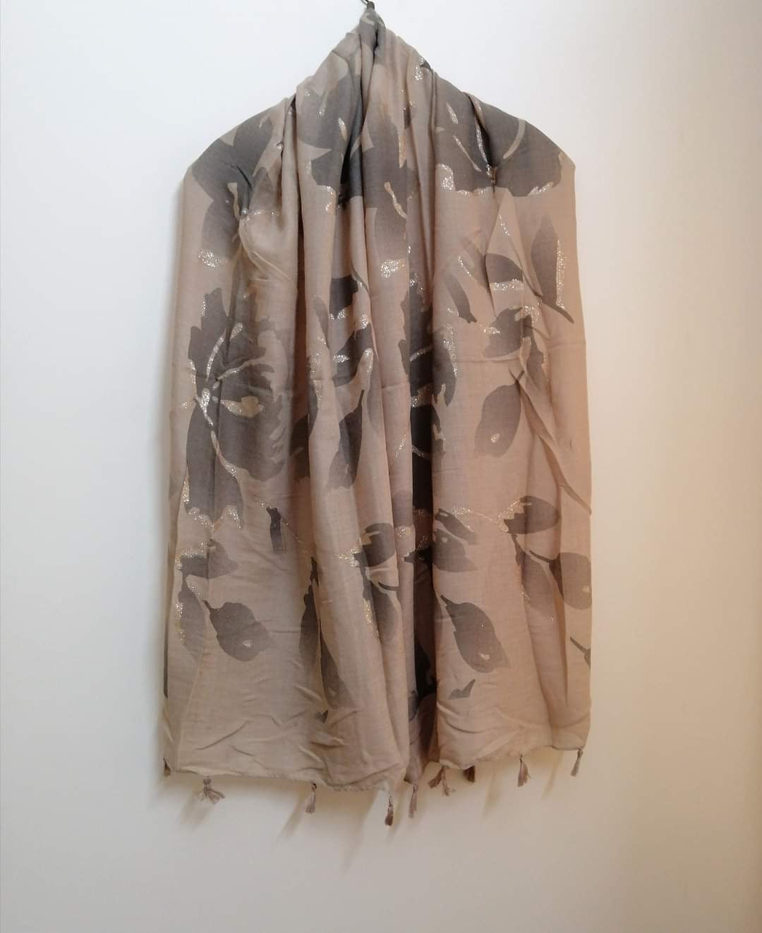 Luxe Bloom Tassel - Beige