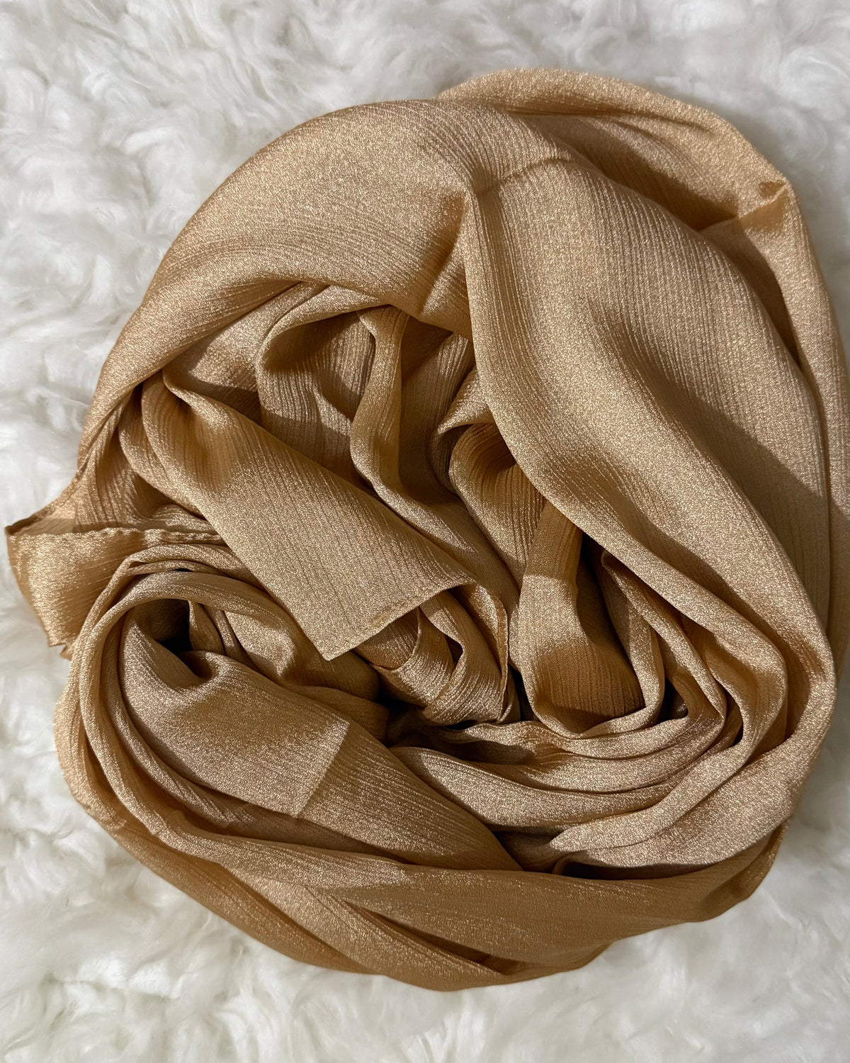 Luxe Crinkle Silk - Warm champagne-caramel