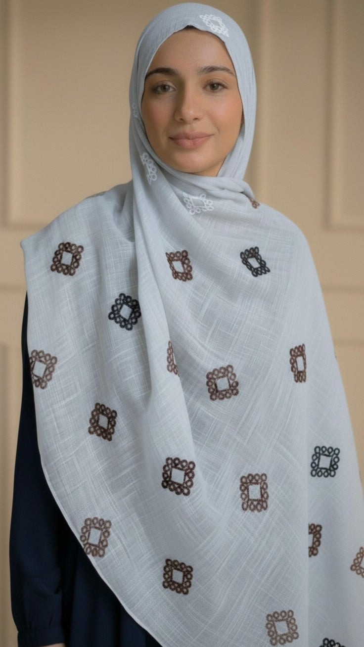 Zari Daira Hijabs | White