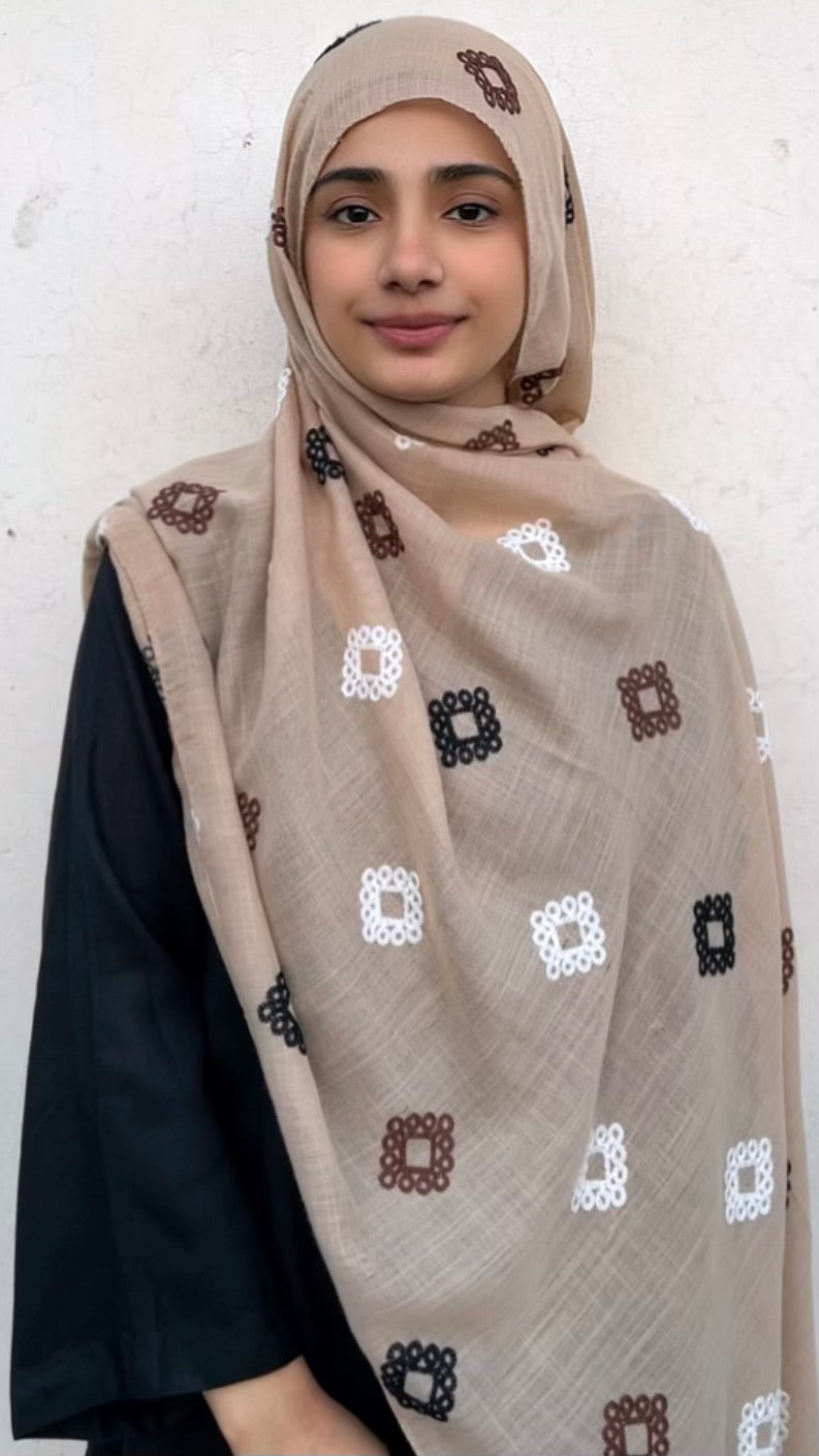 Zari Daira Hijabs | Beige