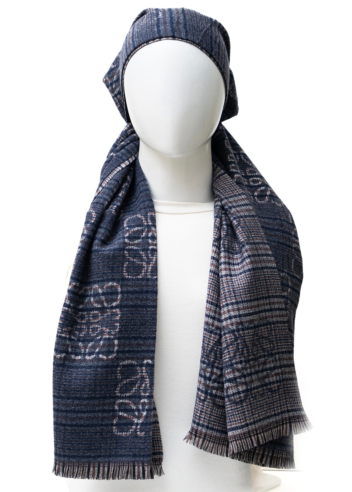 Textured Classics | Loewe Wool | Midnight Blue