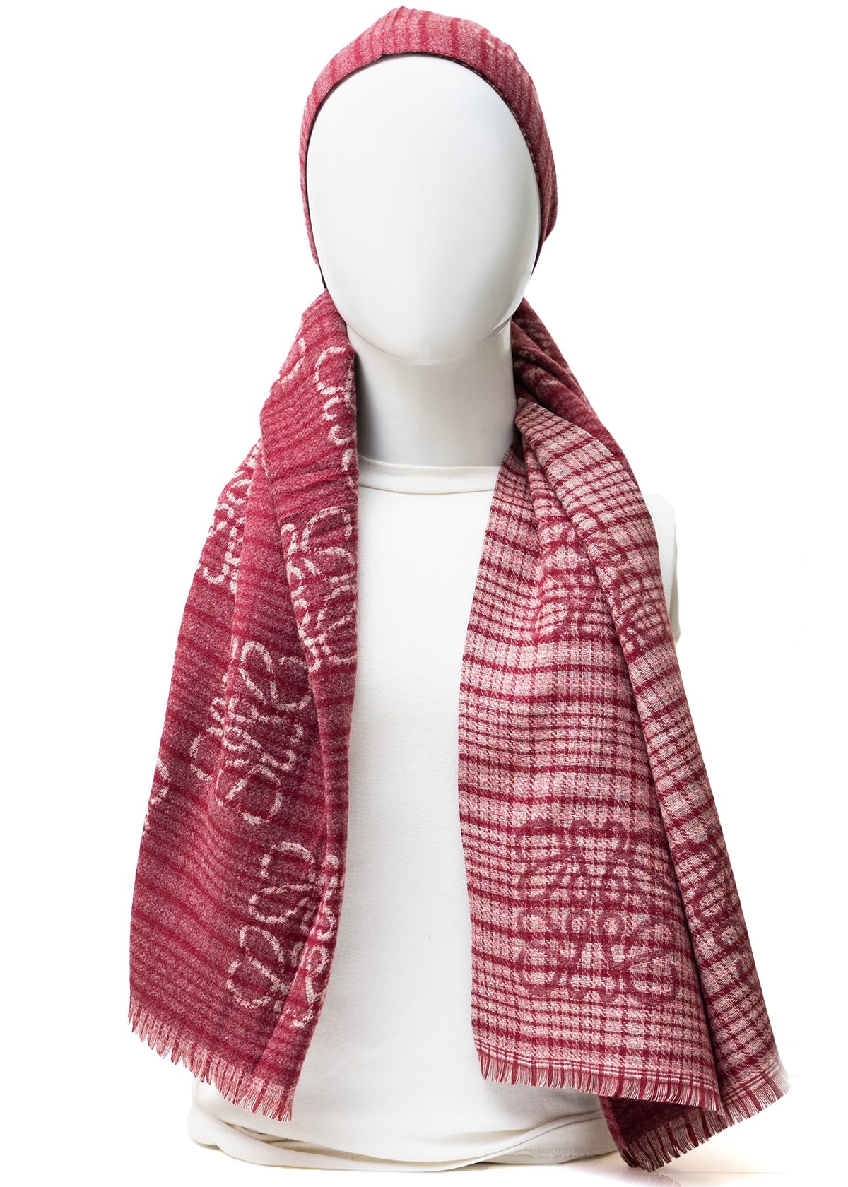 Textured Classics | Loewe Wool | Crimson Rose