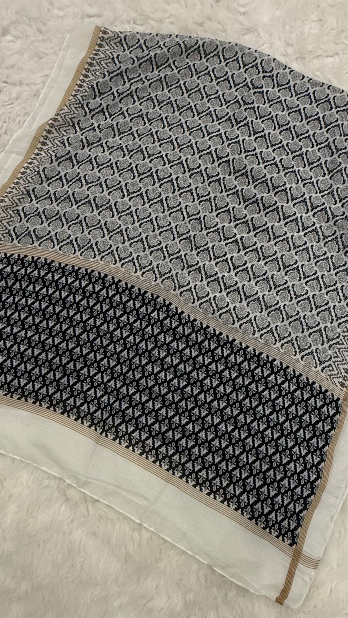 Desert Mosaic | Lawn Printed Hijab