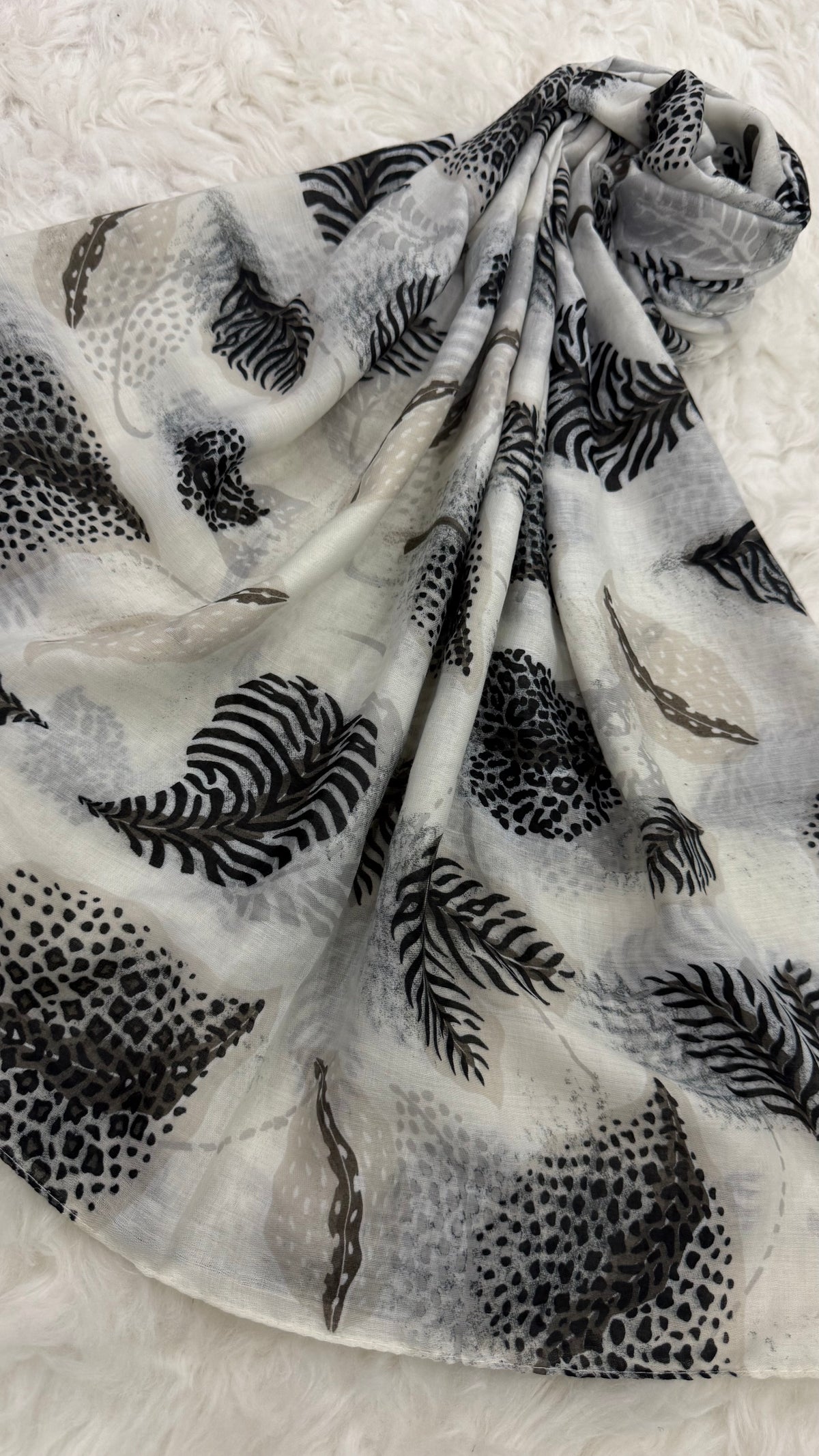 Ivory Fern | Lawn Printed Hijab