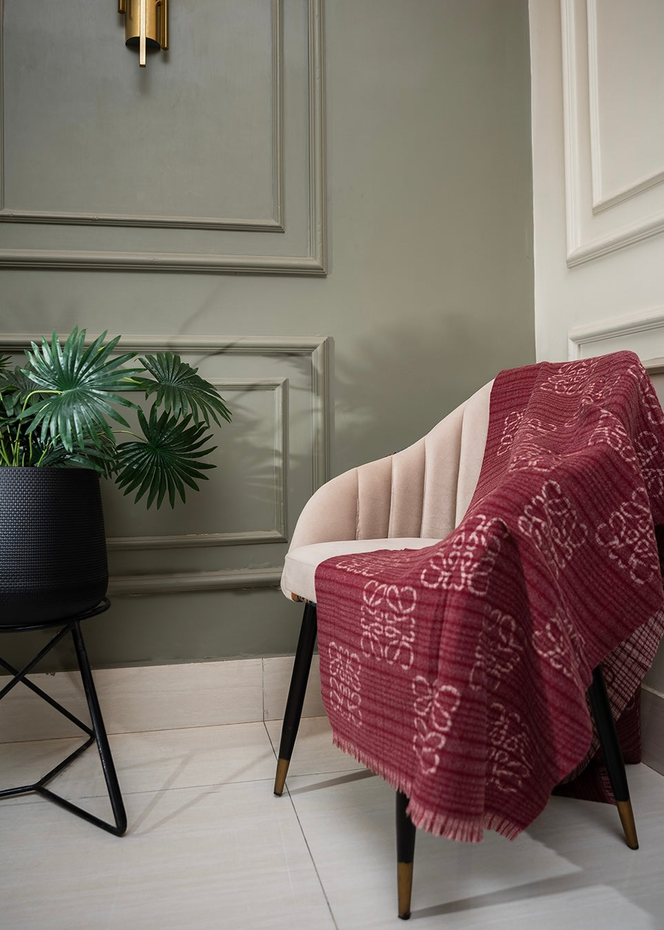 Textured Classics | Loewe Wool | Crimson Rose