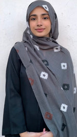 Zari Daira Hijabs | Graphite Grey