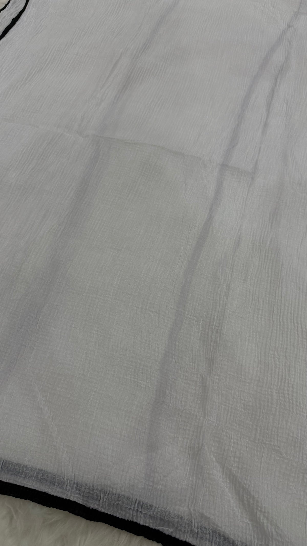 Soft Crinkle Lawn Hijab with Borders | Snow White