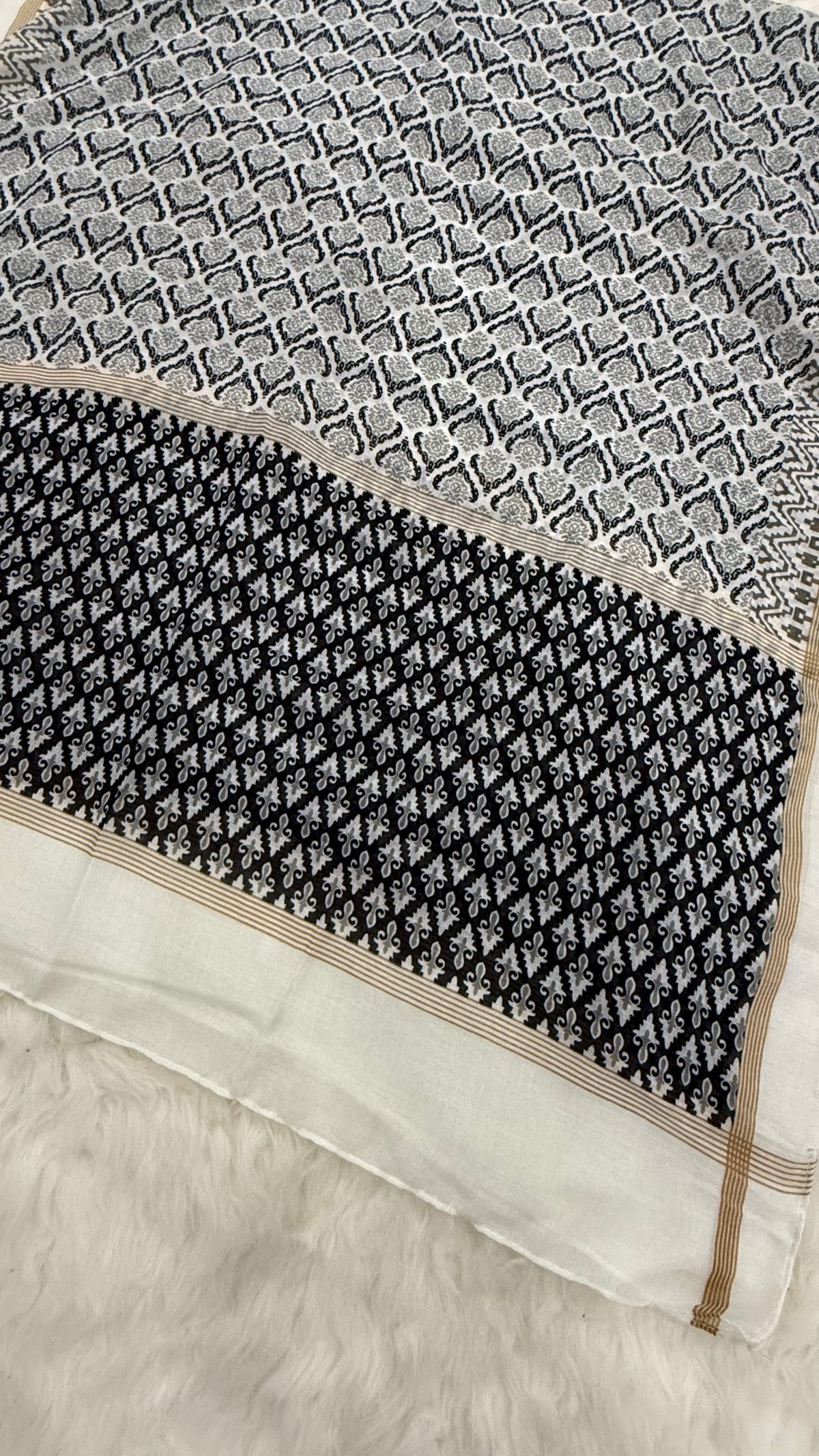 Desert Mosaic | Lawn Printed Hijab